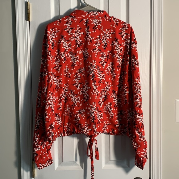 SCOOP Button Down Shirt with Bottom Tie. Size: XXL Extra Extra Large (20) - Picture 8 of 9